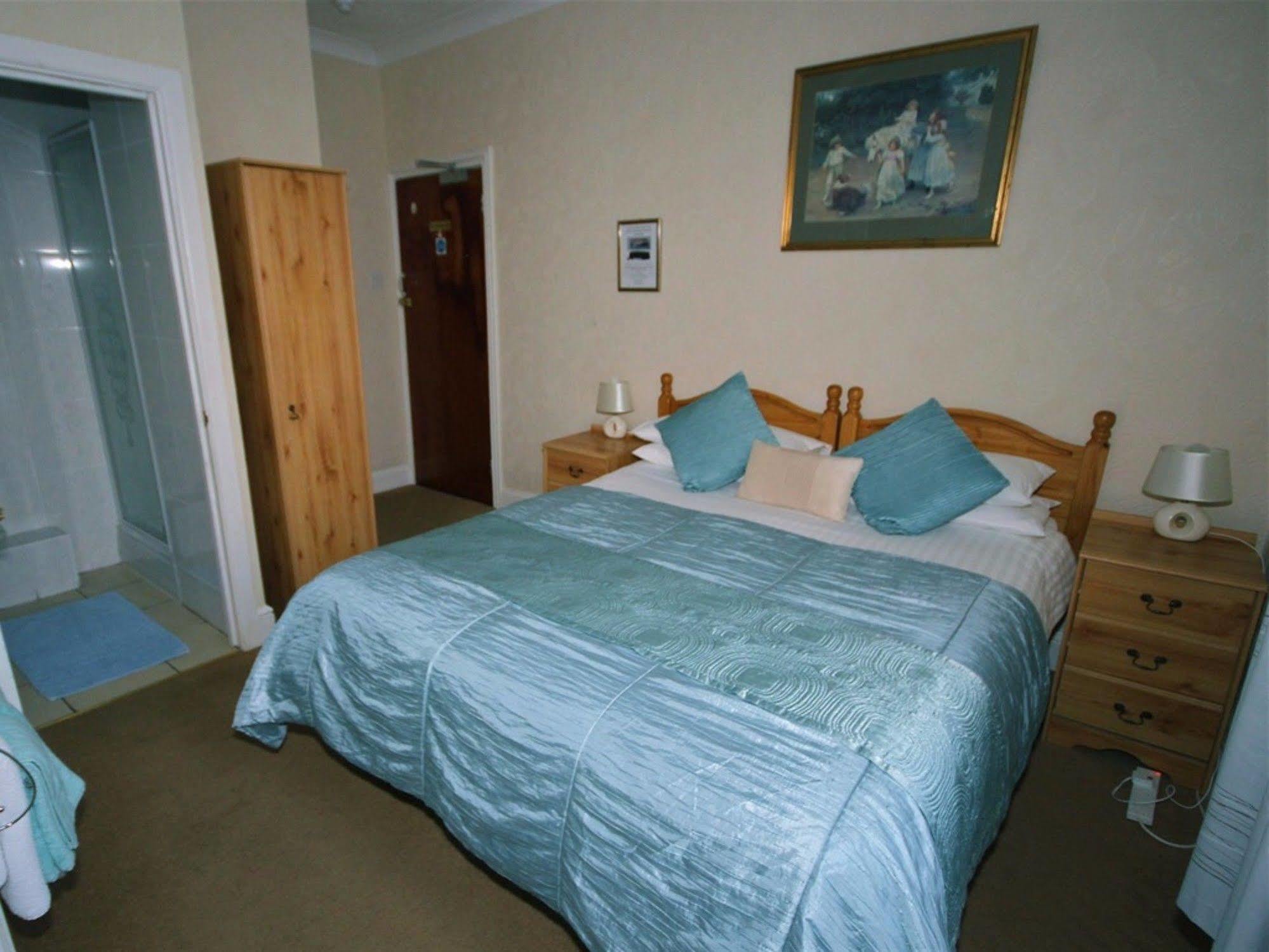 The Firs Bed And Breakfast Plymouth Esterno foto