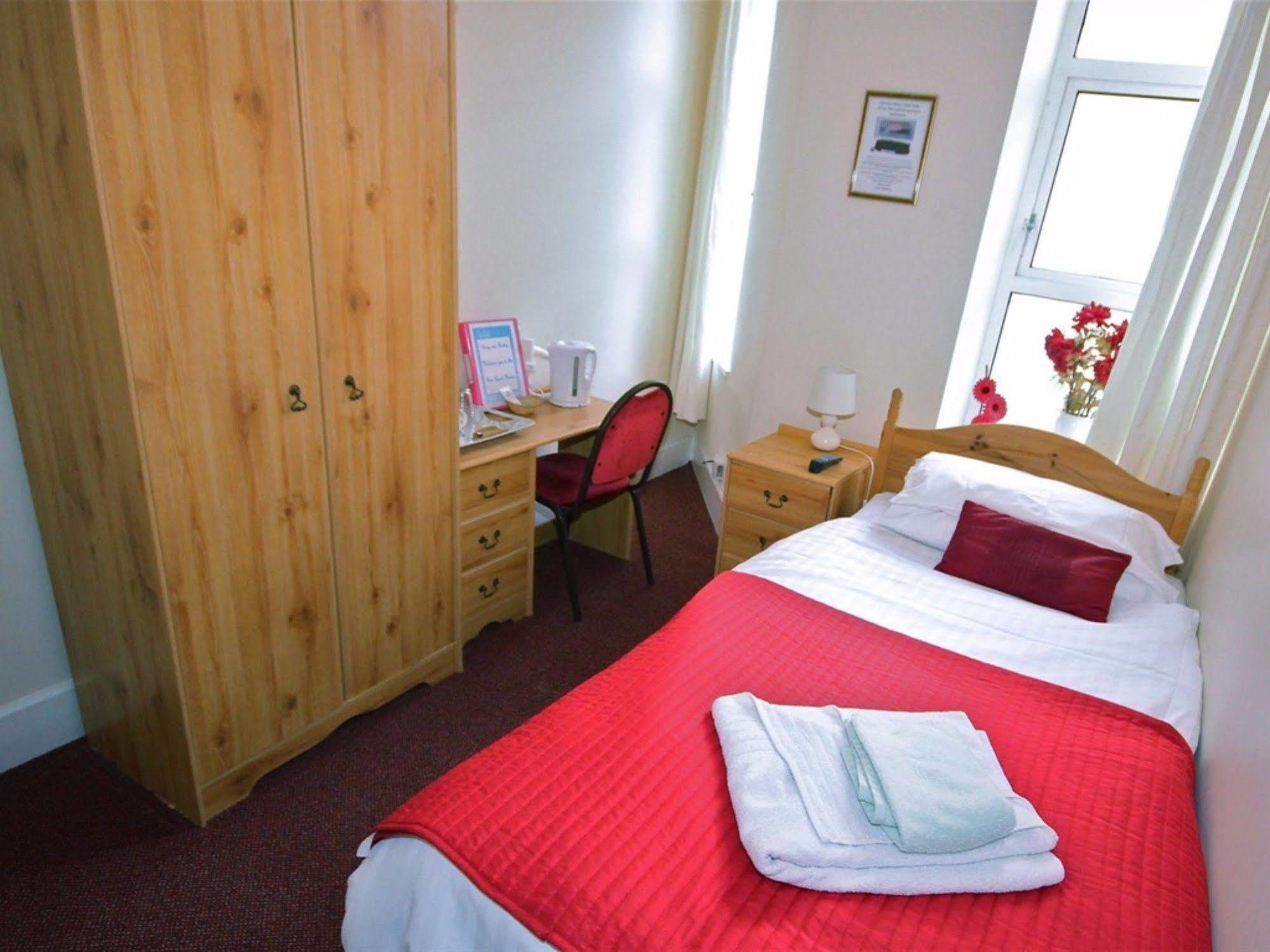 The Firs Bed And Breakfast Plymouth Esterno foto