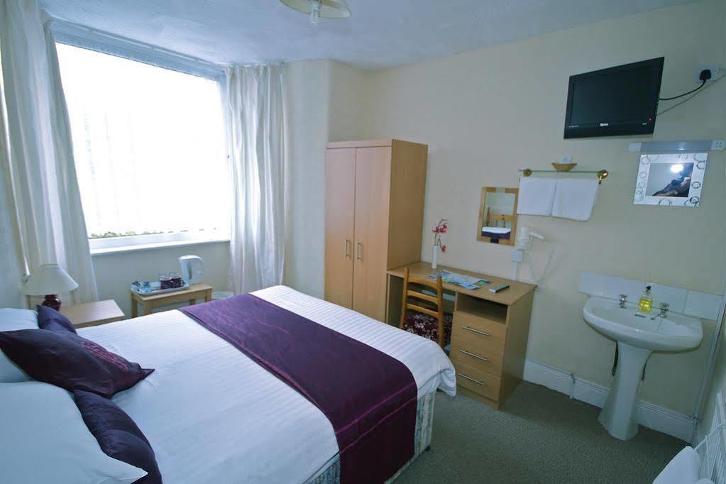 The Firs Bed And Breakfast Plymouth Esterno foto