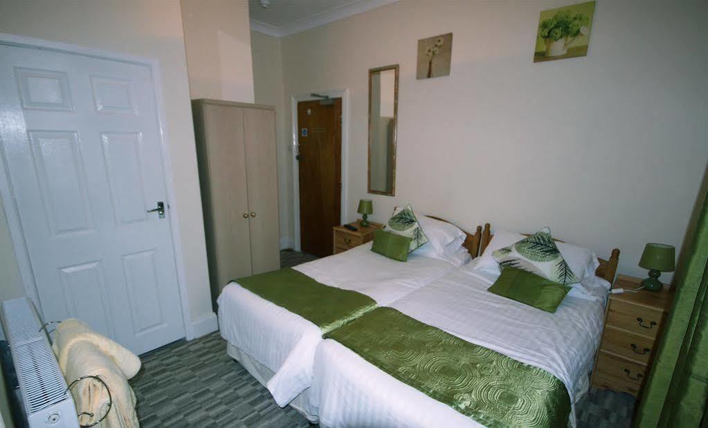 The Firs Bed And Breakfast Plymouth Esterno foto